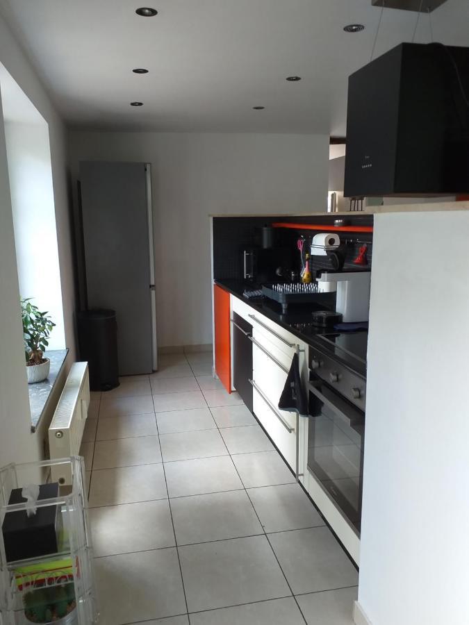 Maison De Vacances, Gite "Le Vieux Logis" A Profondeville Buitenkant foto