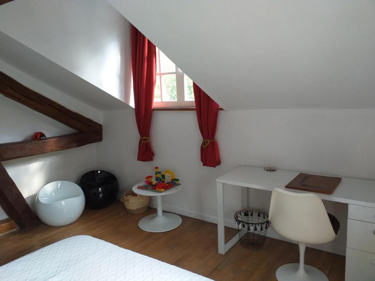 Maison De Vacances, Gite "Le Vieux Logis" A Profondeville Buitenkant foto