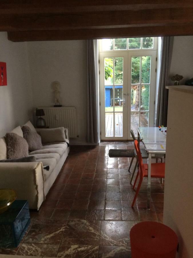 Maison De Vacances, Gite "Le Vieux Logis" A Profondeville Buitenkant foto
