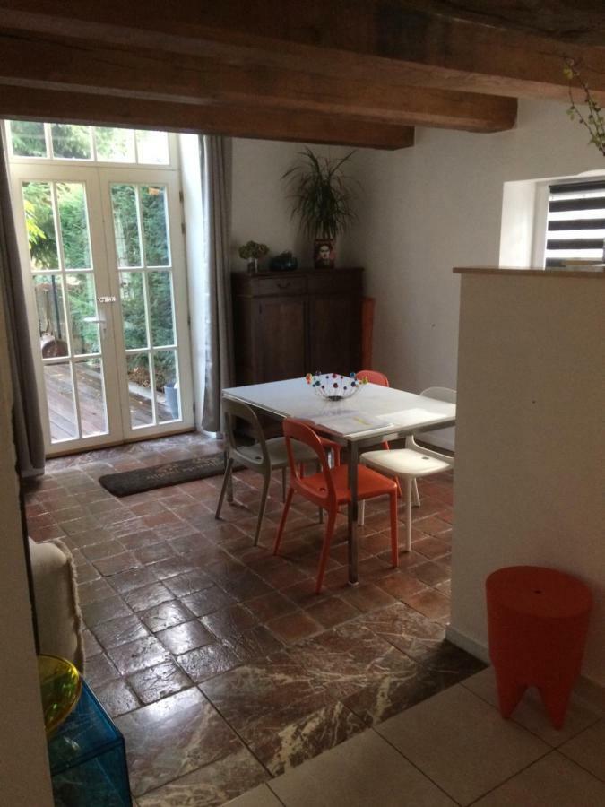 Maison De Vacances, Gite "Le Vieux Logis" A Profondeville Buitenkant foto